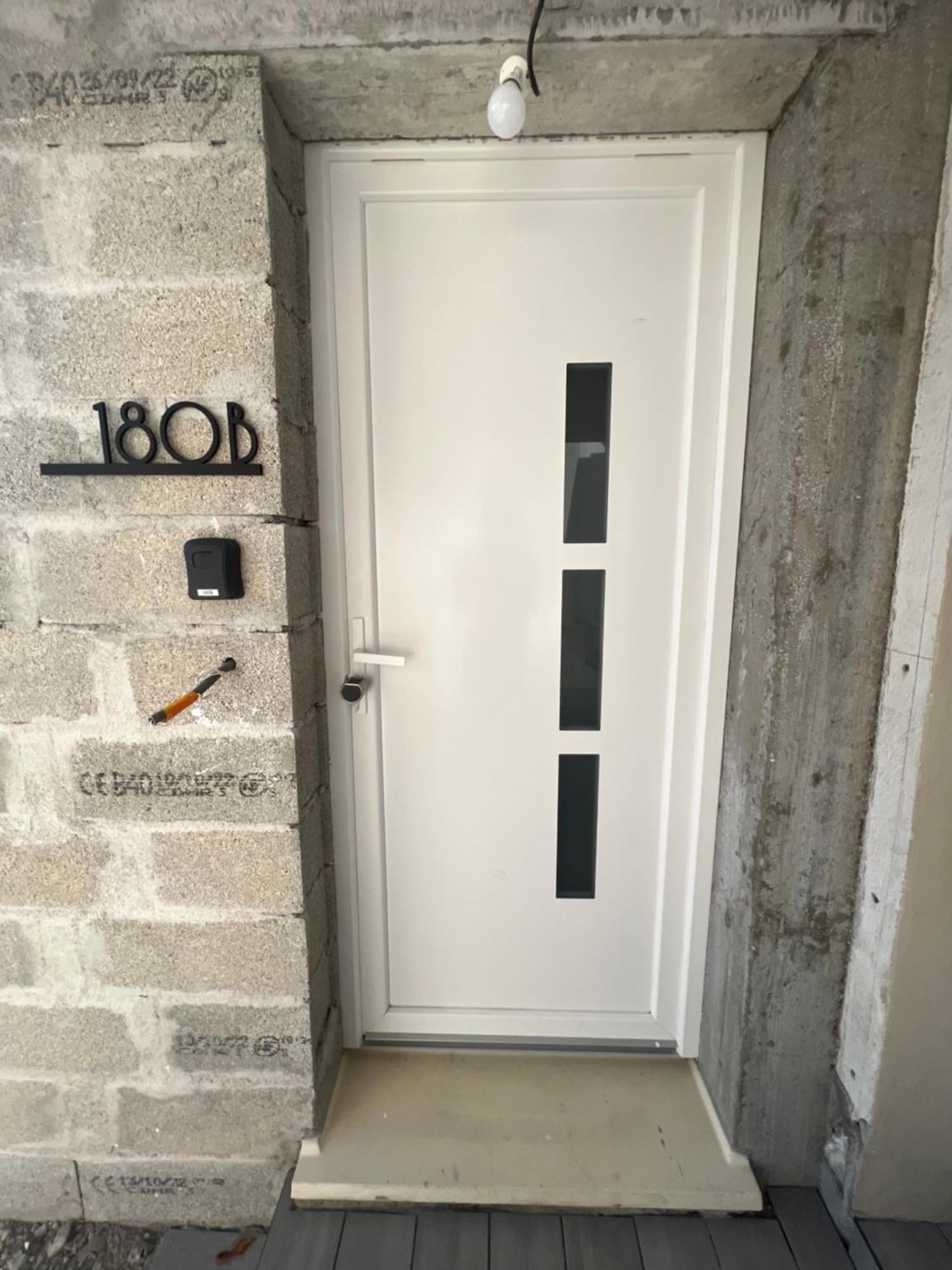 180B - Duplex T2 Tout Confort - Wifi Netflix Le Gond-Pontouvre 외부 사진